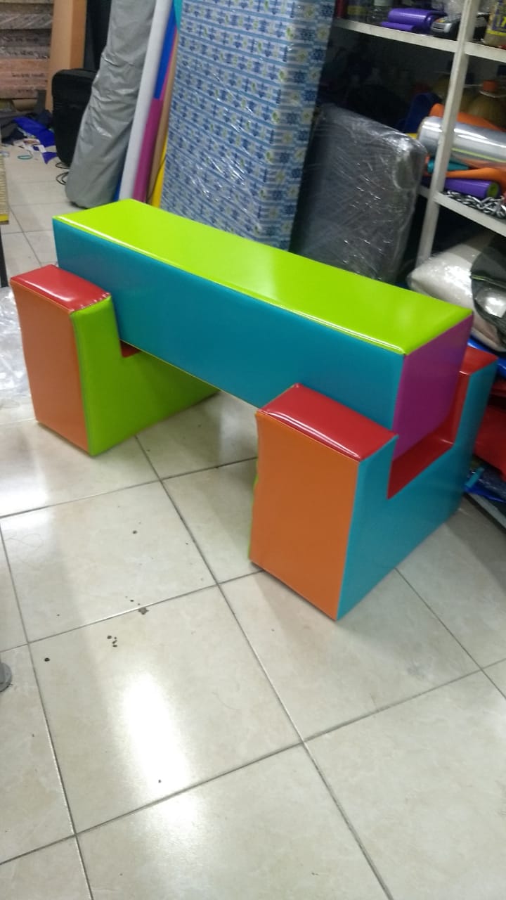 mesita para playground de niños