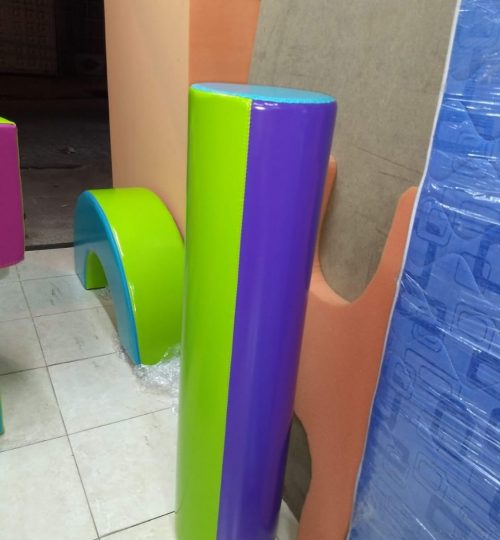 poste plastico de playground